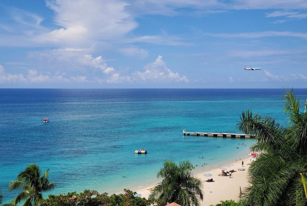Second image of 1208- 11 Queens Dr., St. James in Montego Bay, St. James, Jamaica - property is For Sale