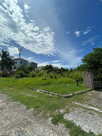 Third image of Red Birch Crescent in Ironshore, St. James, Jamaica - property is For Sale