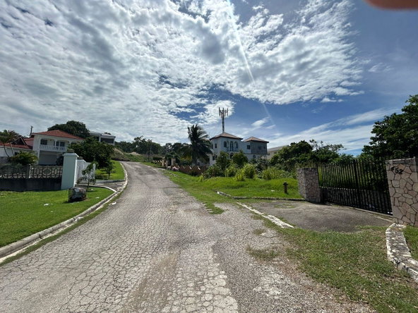 Sixth image of Red Birch Crescent in Ironshore, St. James, Jamaica - property is For Sale