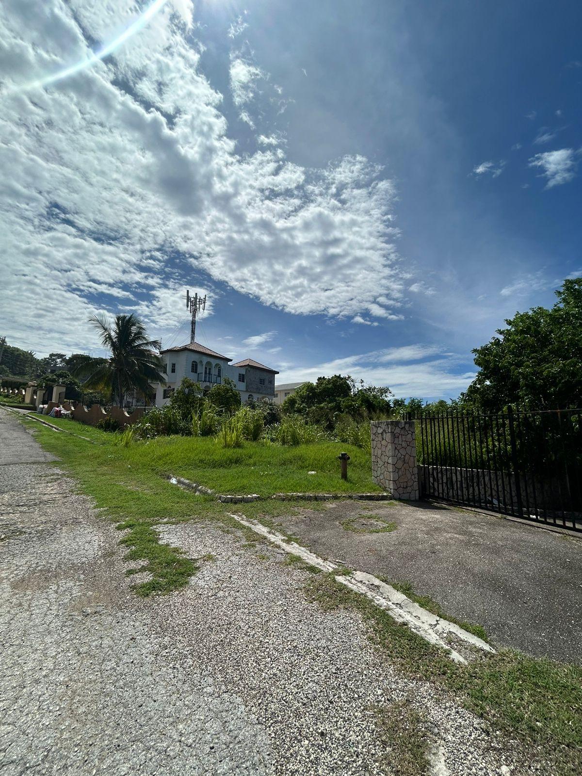 Seventh image of Red Birch Crescent in Ironshore, St. James, Jamaica - property is For Sale