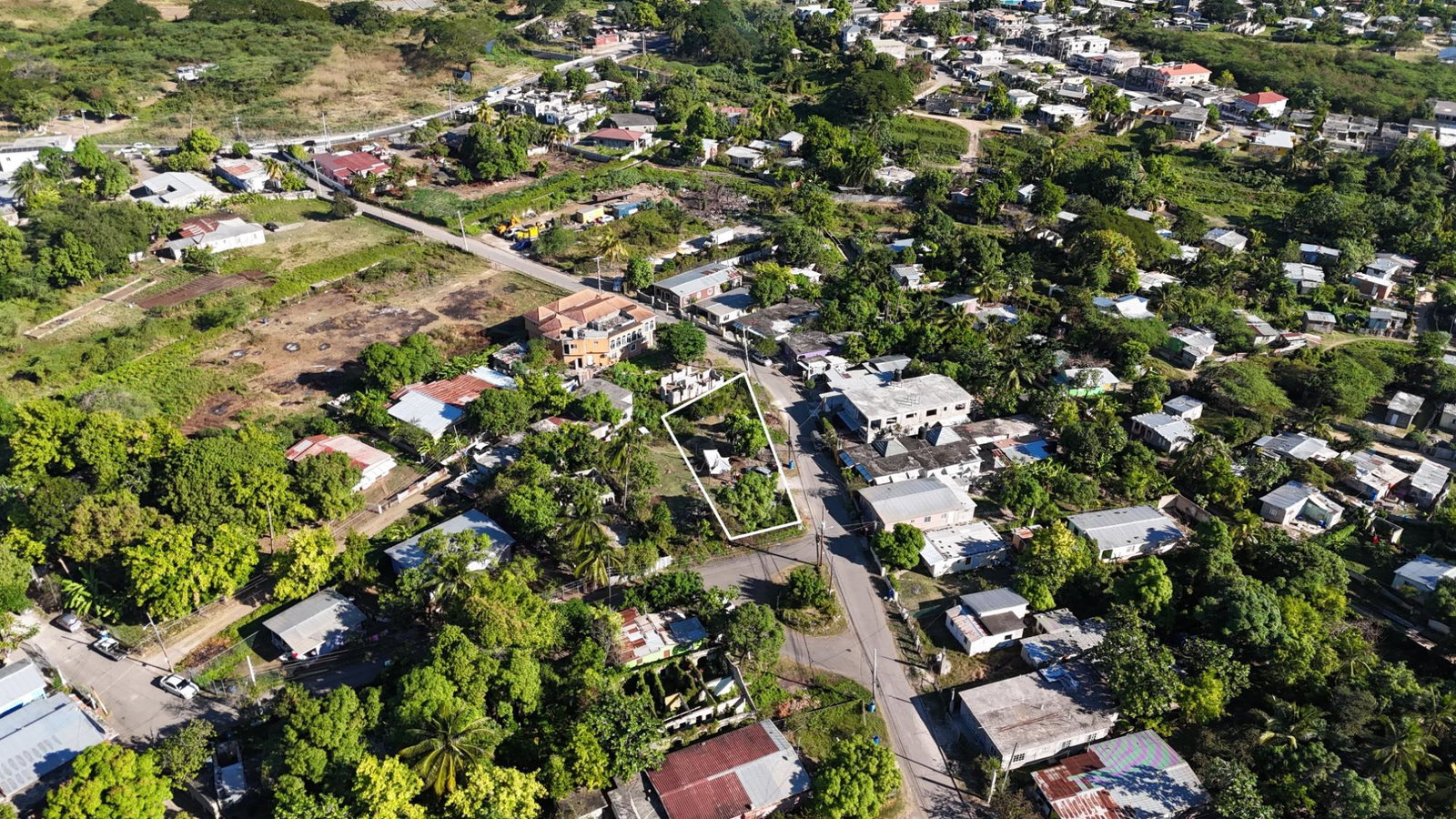 Fourth image of 10 Smith Avenue in Church Pen, St. Catherine, Jamaica - property is For Sale