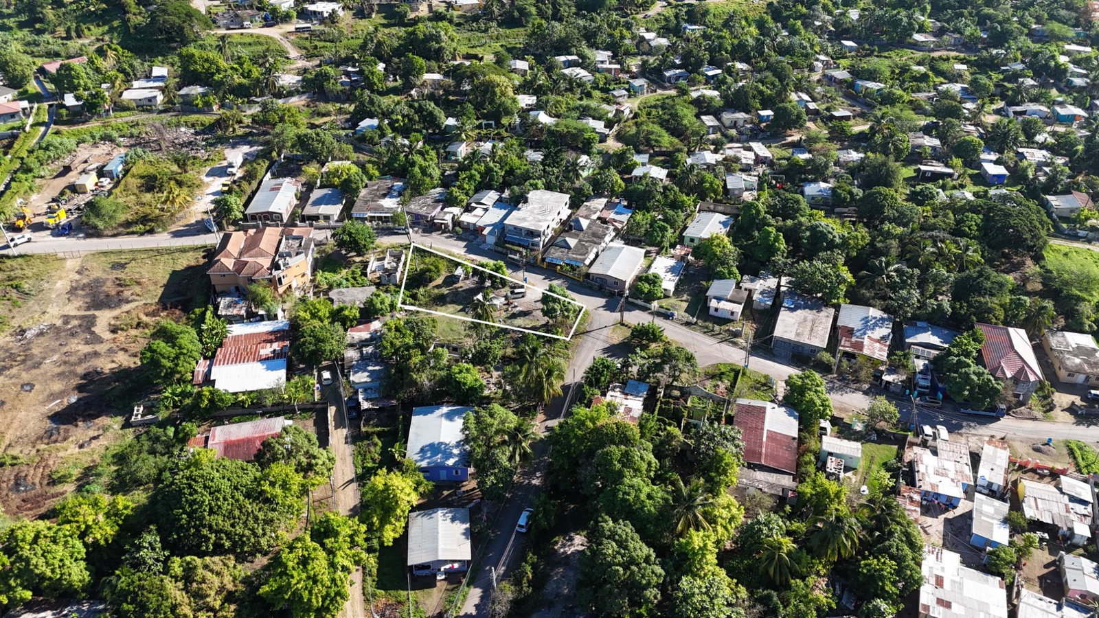Fifth image of 10 Smith Avenue in Church Pen, St. Catherine, Jamaica - property is For Sale
