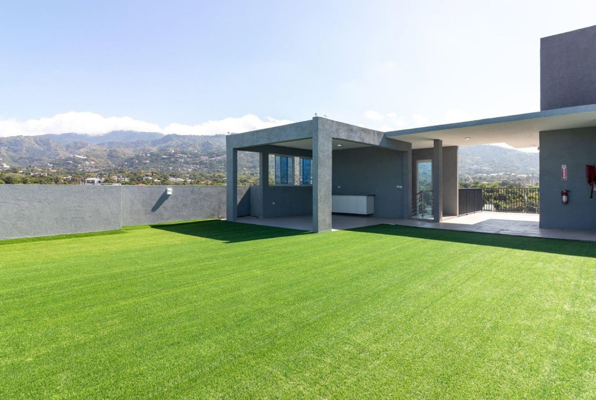 Twenty-Second image of 17-2 Hibiscus Drive, Kingston in Kingston 6, St. Andrew, Jamaica - property is For Sale