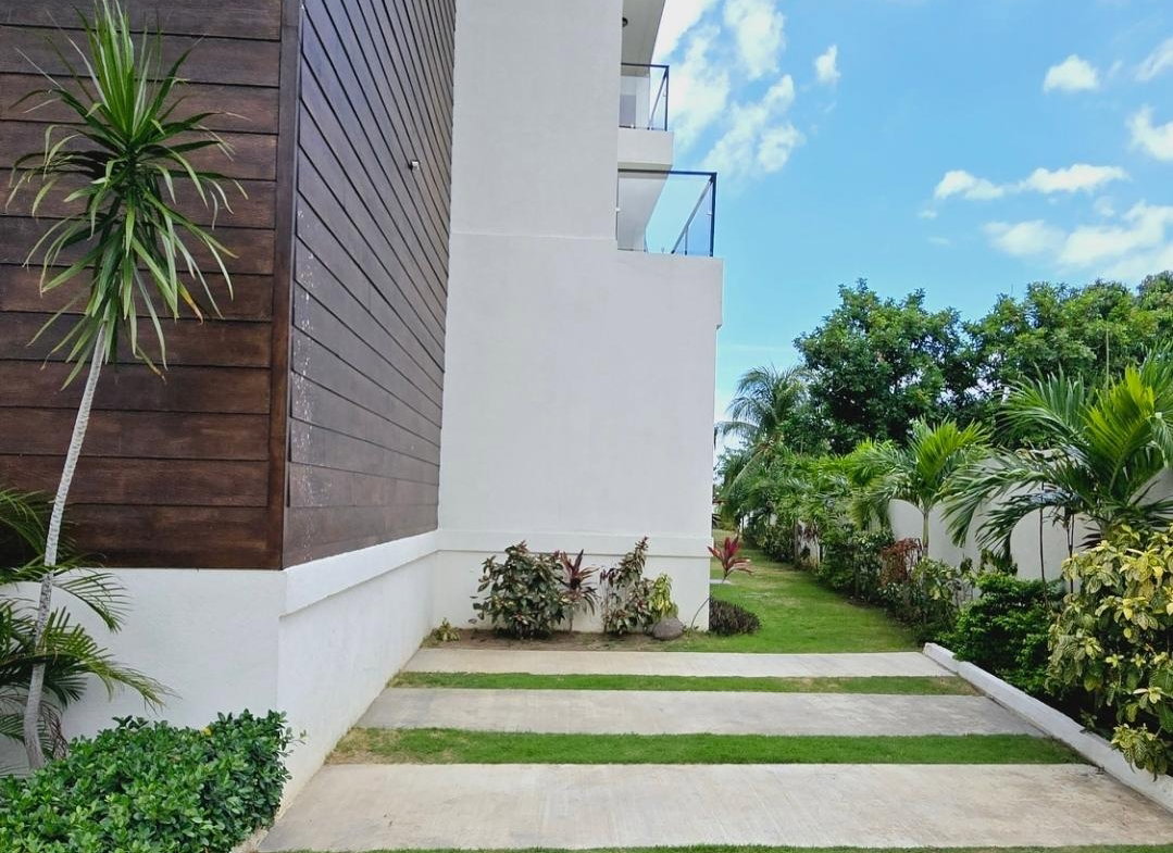 Twenty-Third image of 23-71 Border Avenue, Havendale in Kingston 19, St. Andrew, Jamaica - property is For Sale