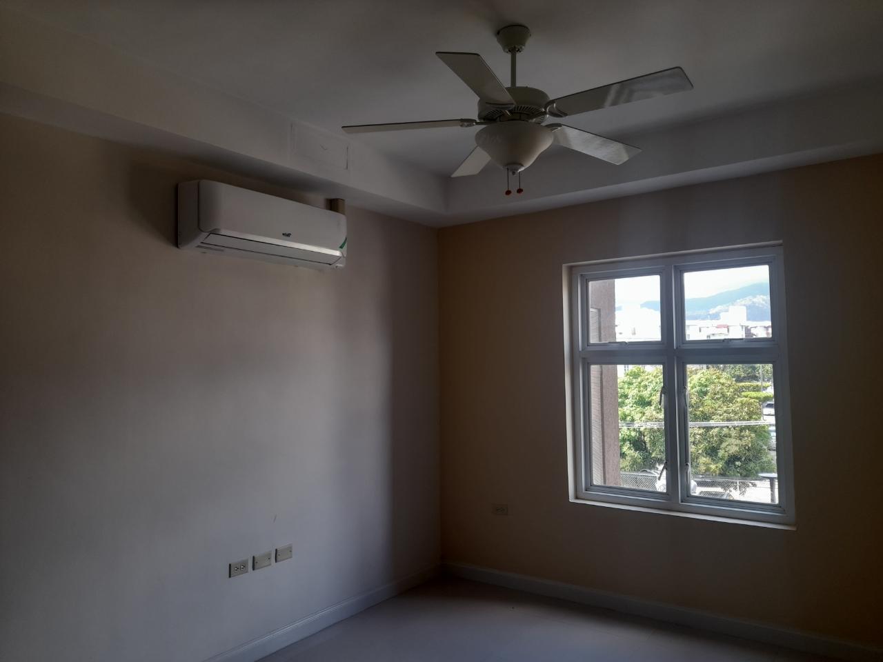 Spacious-1-Bedroom-Apartment-for-Rent-at-Ruthven-Towers-St.-Andrew Fifth image of 306- Ruthven Rd. in Kingston 5, St. Andrew, Jamaica - property is For Rent