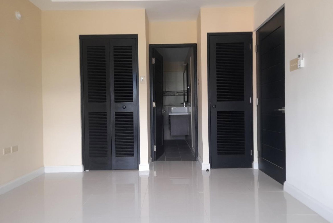 Sixth image of 306- Ruthven Rd. in Kingston 5, St. Andrew, Jamaica - property is For Rent