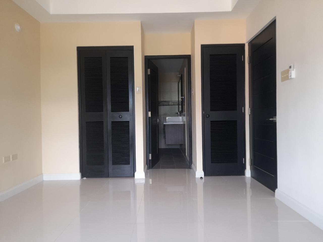 Spacious-1-Bedroom-Apartment-for-Rent-at-Ruthven-Towers-St.-Andrew Sixth image of 306- Ruthven Rd. in Kingston 5, St. Andrew, Jamaica - property is For Rent