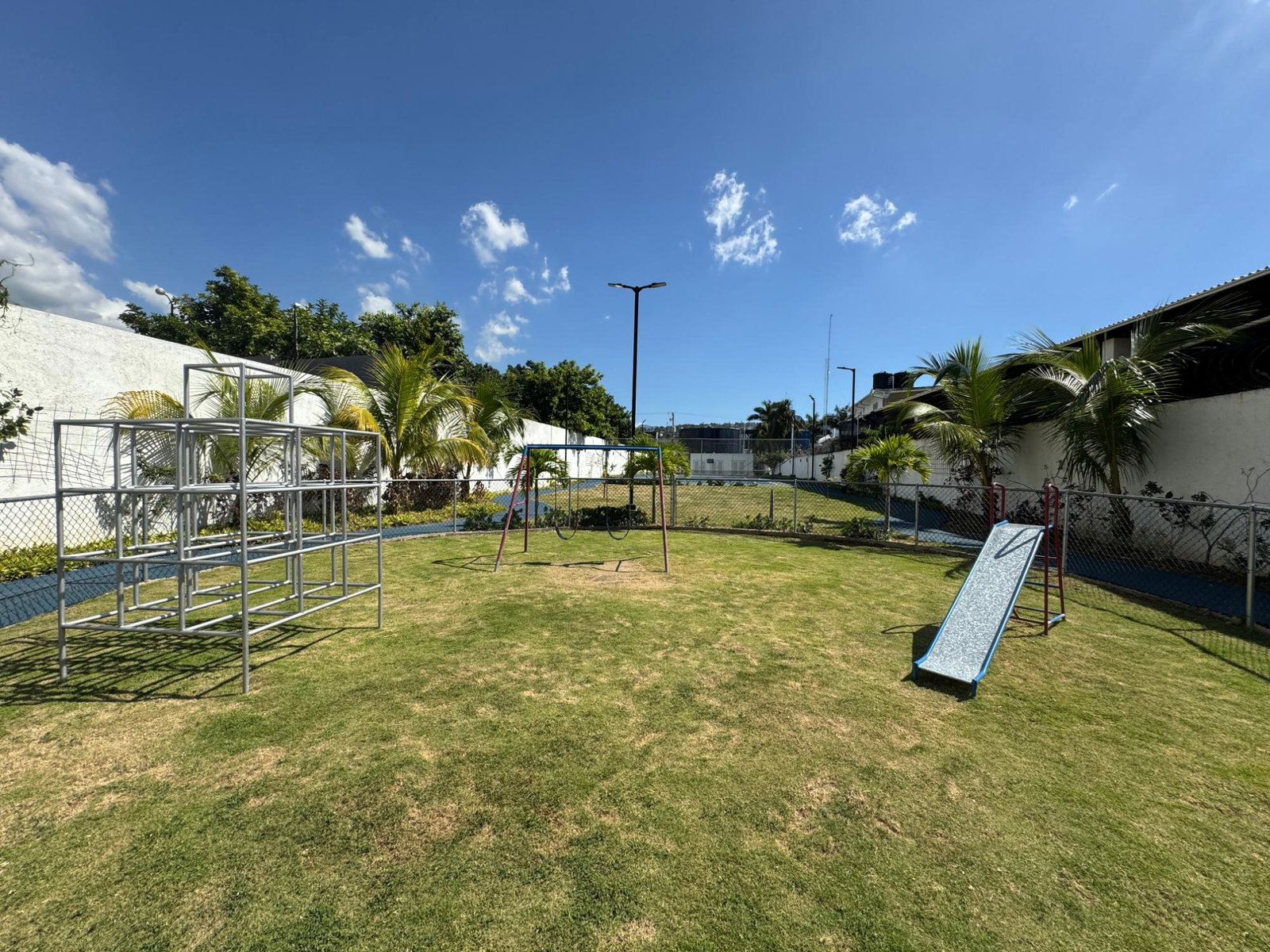 Sixteenth image of B-709-4a Musgrave Ave in Kingston 10, St. Andrew, Jamaica - property is For Sale
