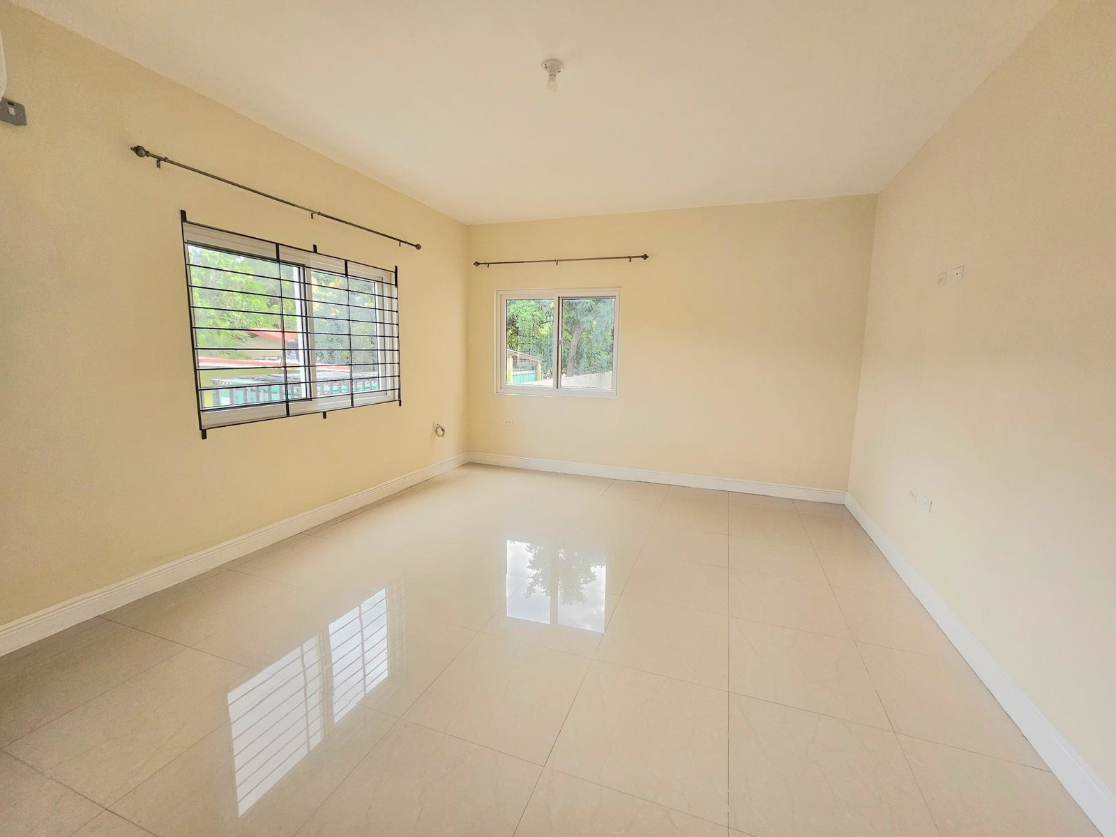 Spacious-2-Bedroom-Apartment-for-Rent-in-Kingston-8-26-Merrivale-Avenue Twelfth image of 8-26 Merrivale Avenue in Kingston 8, St. Andrew, Jamaica - property is For Rent