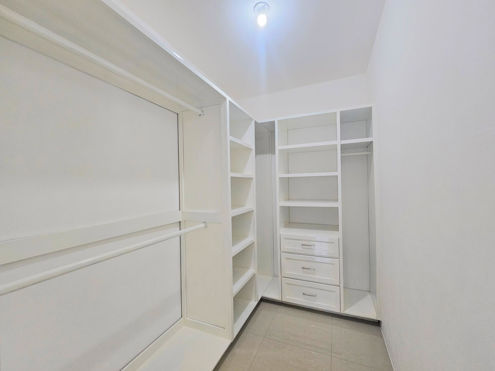 Spacious-2-Bedroom-Apartment-for-Rent-in-Kingston-8-26-Merrivale-Avenue Twenty-Second image of 8-26 Merrivale Avenue in Kingston 8, St. Andrew, Jamaica - property is For Rent