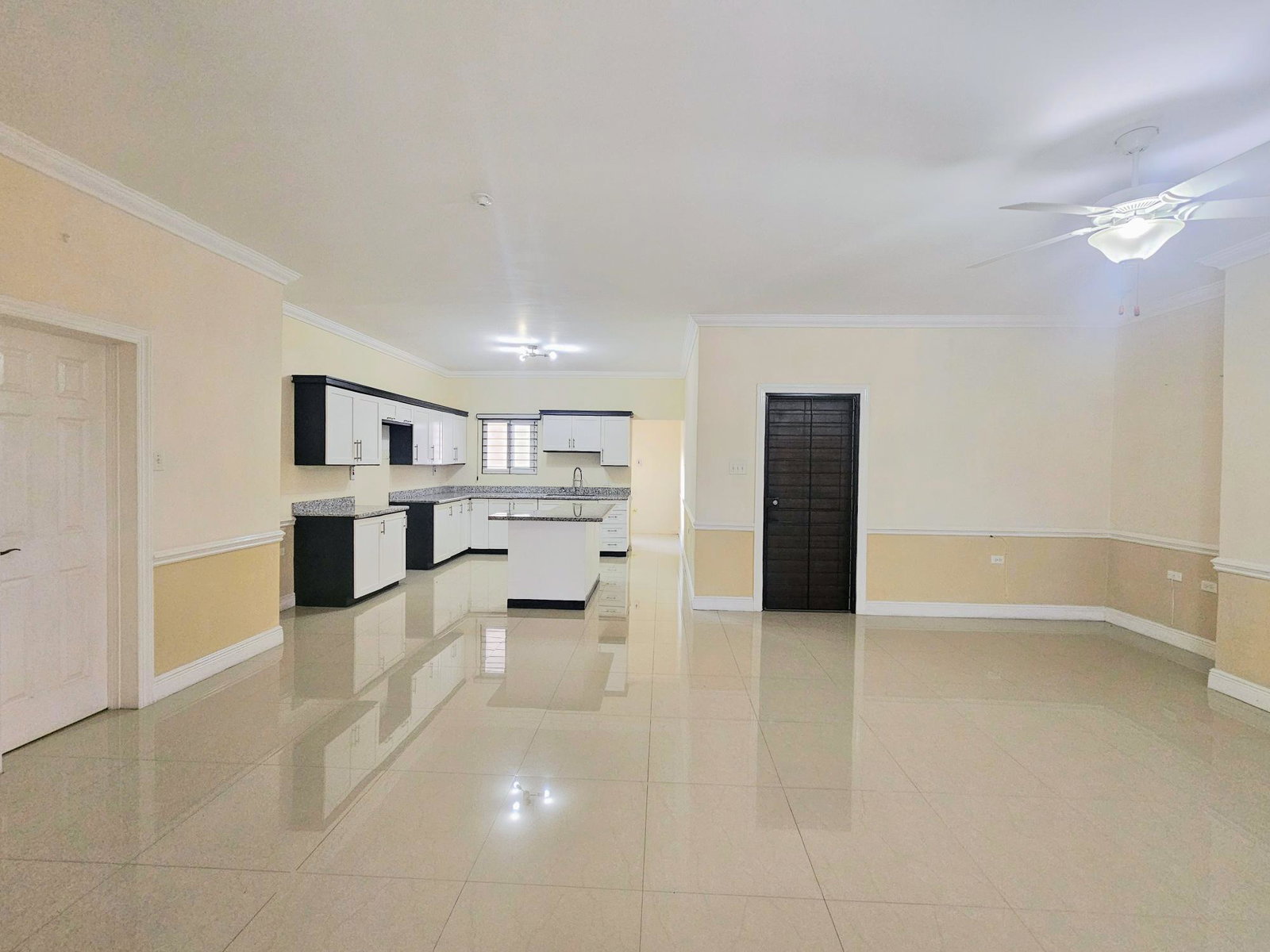 Spacious-2-Bedroom-Apartment-for-Rent-in-Kingston-8-26-Merrivale-Avenue Fifth image of 8-26 Merrivale Avenue in Kingston 8, St. Andrew, Jamaica - property is For Rent