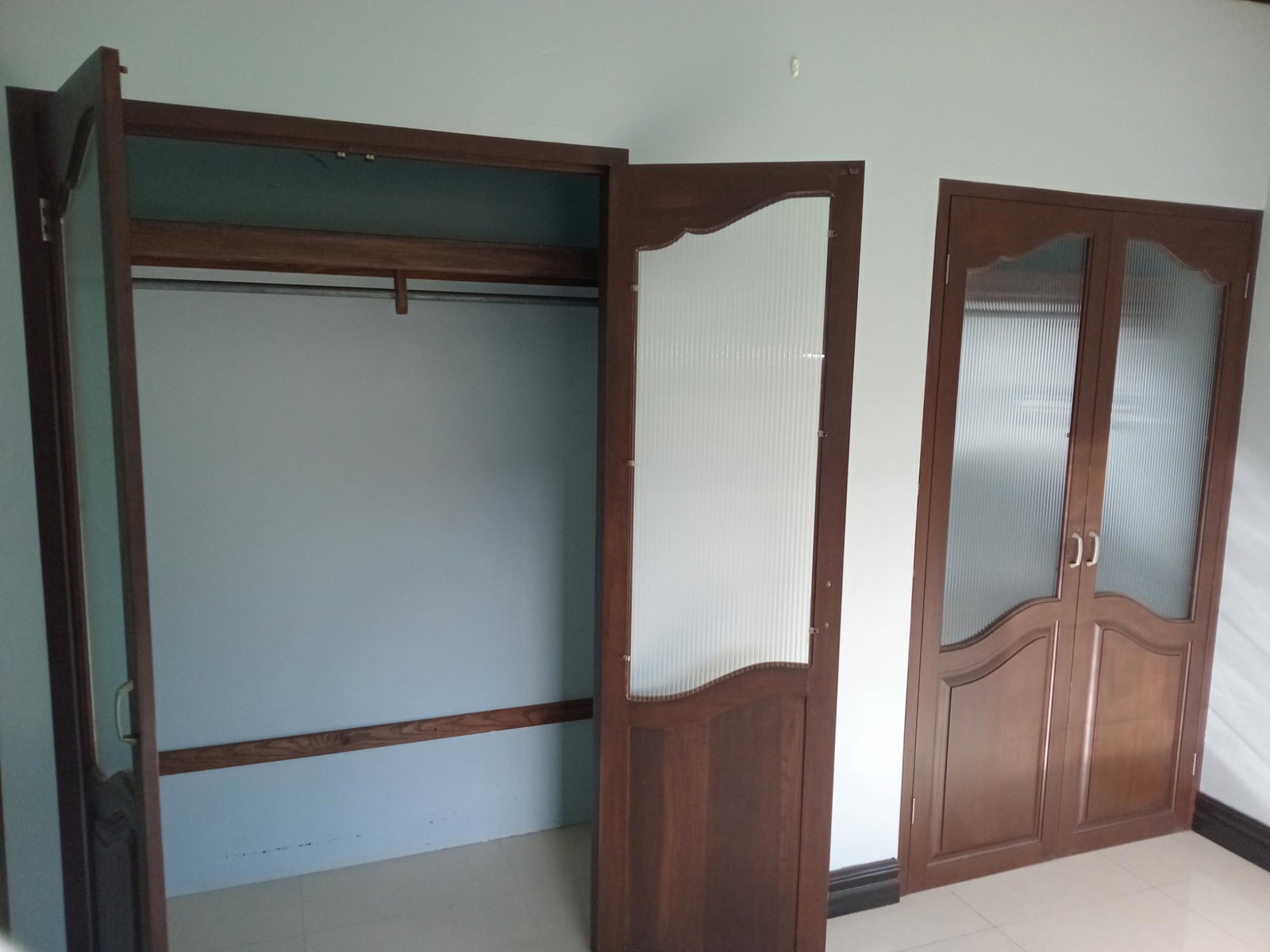 Fifth image of 10-11 Annette Crescent, Kingsto in Kingston 10, St. Andrew, Jamaica - property is For Rent