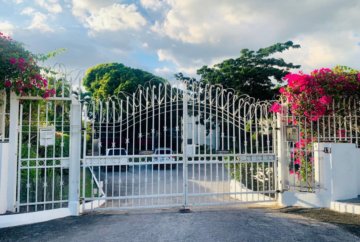 First image of 8-17 Queensway (10) in Kingston 10, St. Andrew, Jamaica - property is For Rent