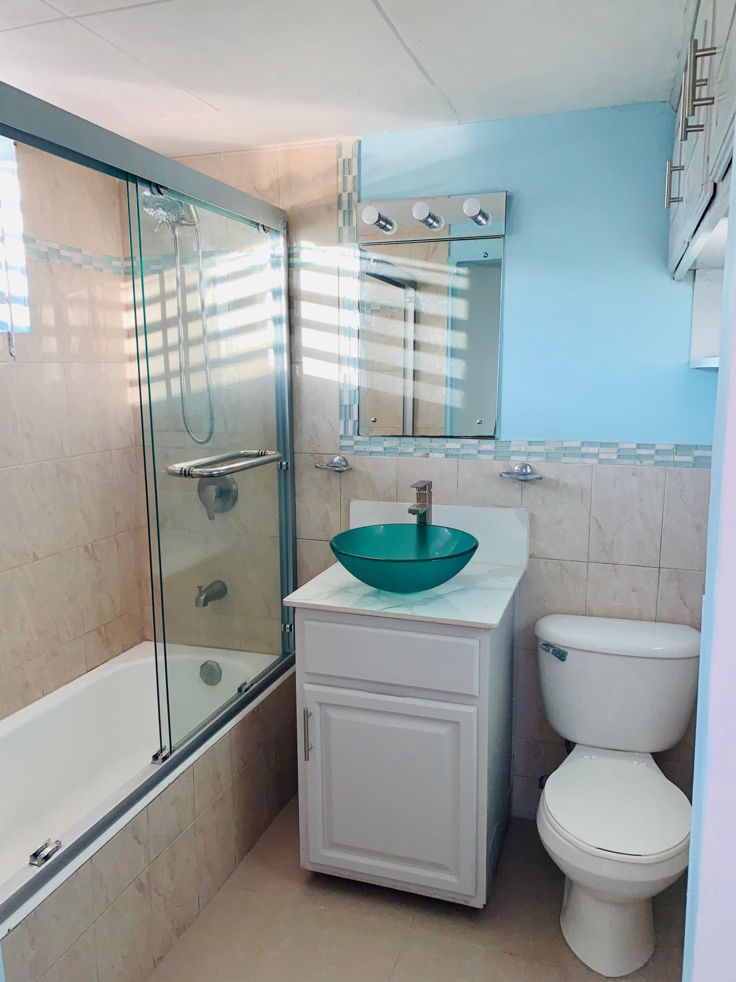 Twelfth image of 8-17 Queensway (10) in Kingston 10, St. Andrew, Jamaica - property is For Rent