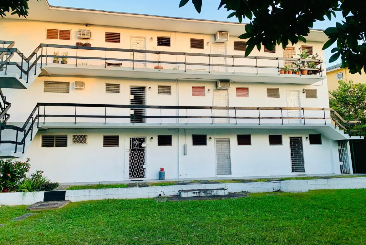 Fourteenth image of 8-17 Queensway (10) in Kingston 10, St. Andrew, Jamaica - property is For Rent
