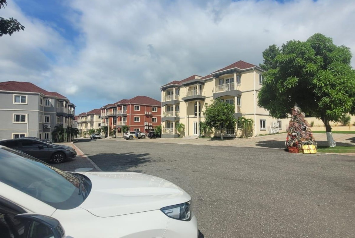 Seventh image of 8 Buena Vista Drive in Kingston 6, St. Andrew, Jamaica - property is For Rent
