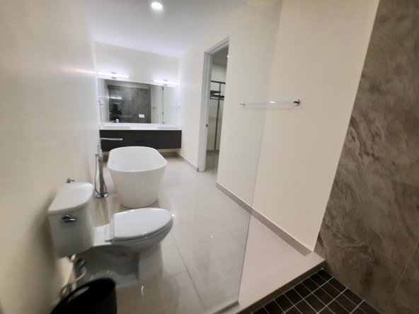 Eleventh image of 303-27-29 Millsborough Avenue, Kgn in Kingston 6, St. Andrew, Jamaica - property is For Sale