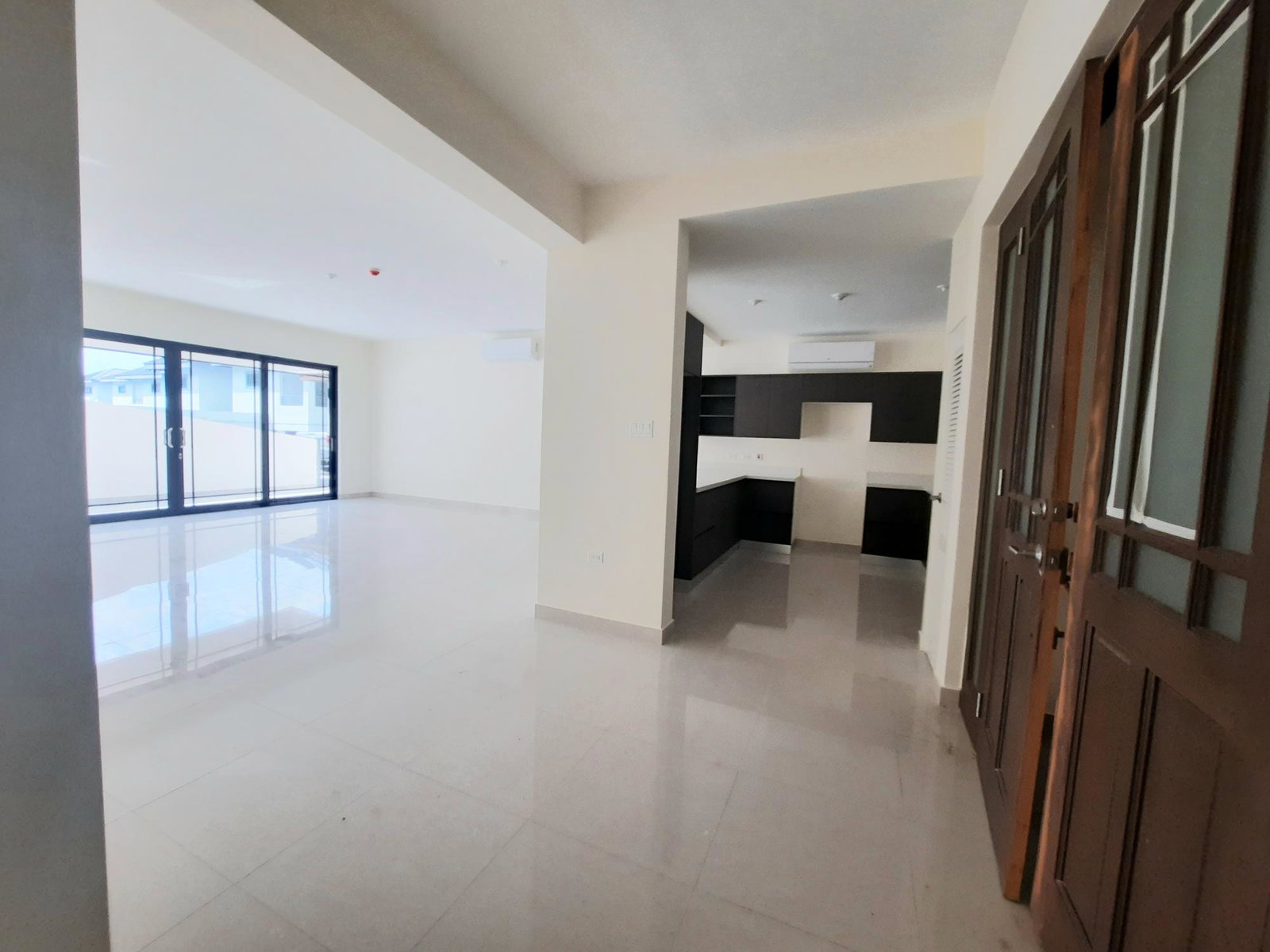 Fifteenth image of 303-27-29 Millsborough Avenue, Kgn in Kingston 6, St. Andrew, Jamaica - property is For Sale