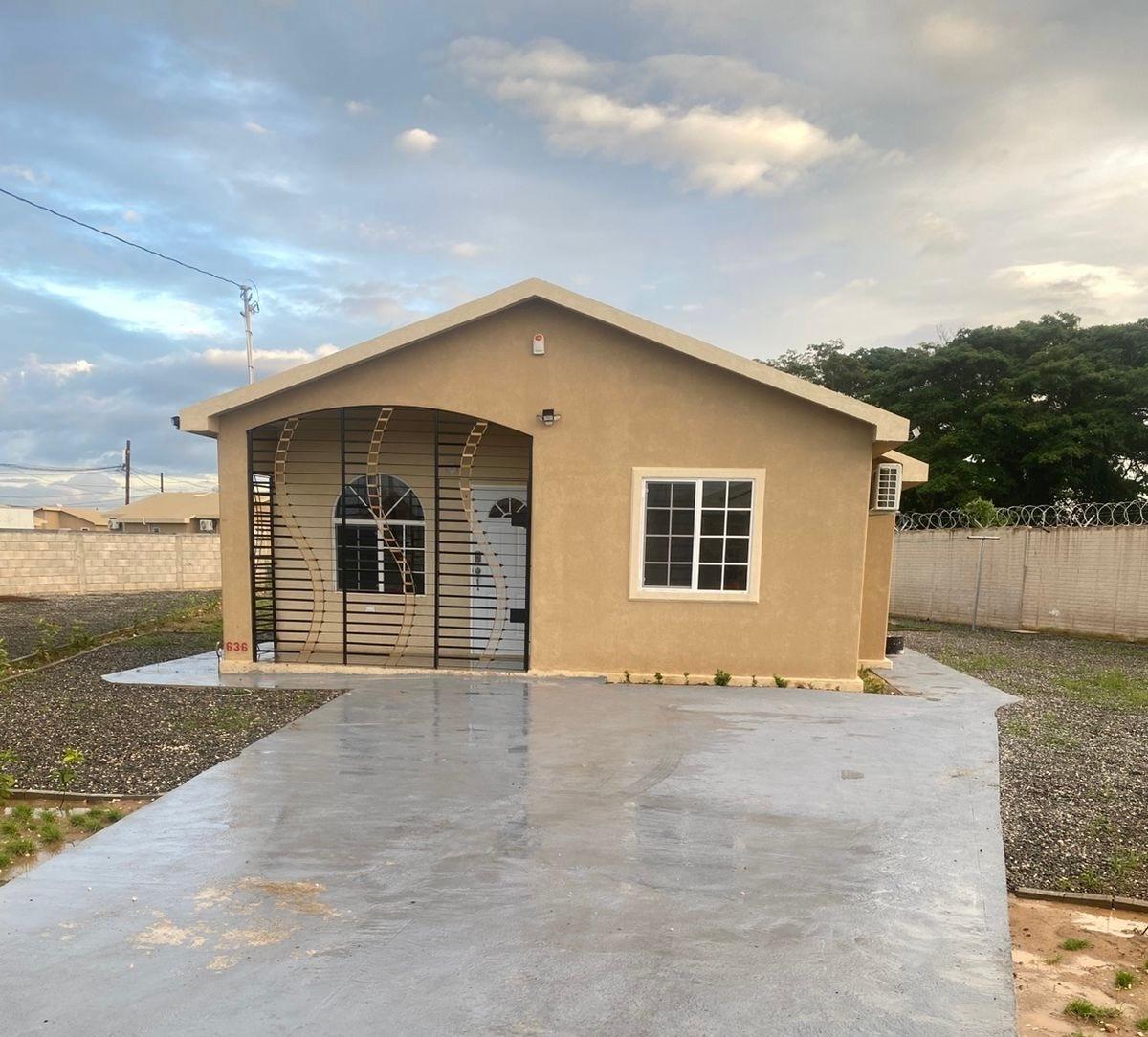 Second image of 636 Phoenix Park Village in Greater Portmore, St. Catherine, Jamaica - property is For Rent