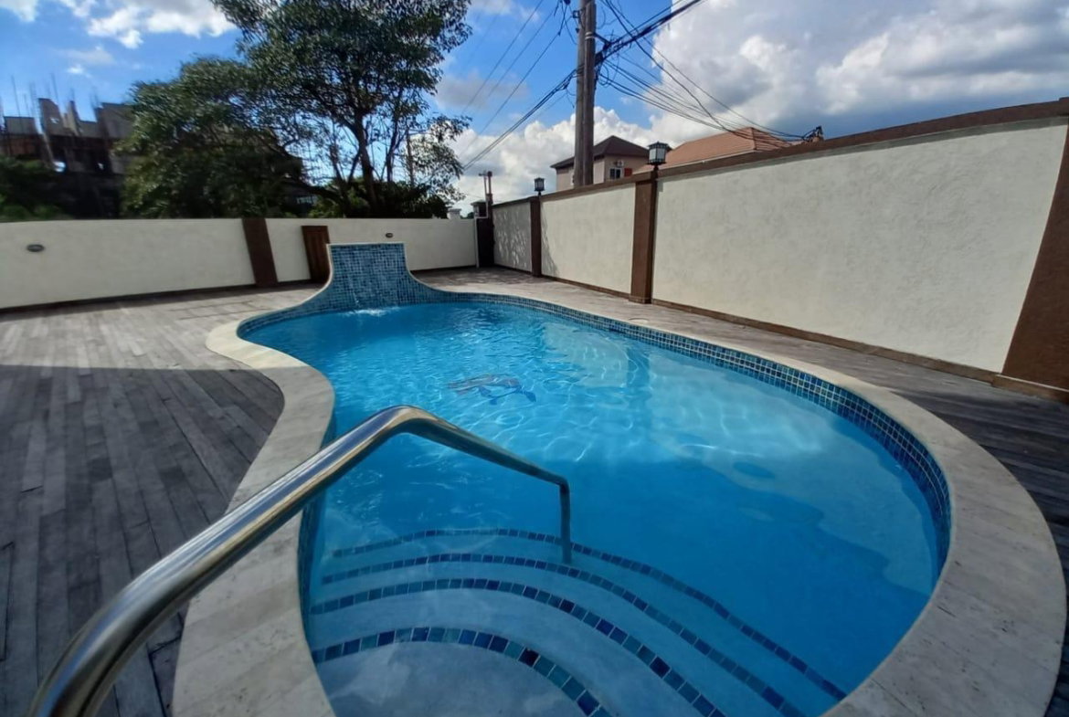 Sixth image of 14-6 Ottawa Avenue in Kingston 6, St. Andrew, Jamaica - property is For Rent