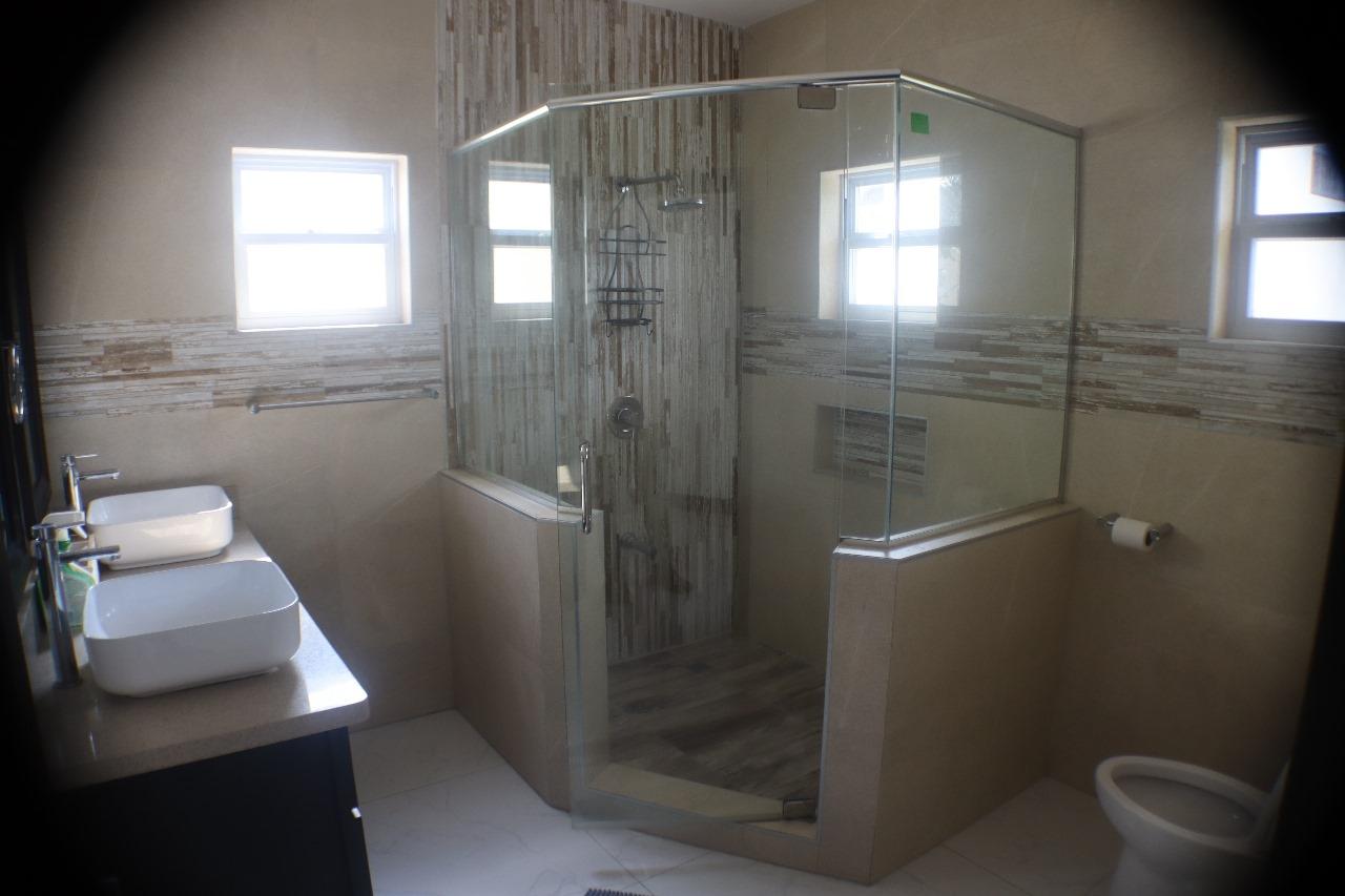 Spacious-3-Bedroom-Apartment-for-Rent-in-Kingston-8-Jamaica Second image of D6-12 Durie Drive, Kingston 8 in KINGSTON, Kingston, Jamaica - property is For Rent
