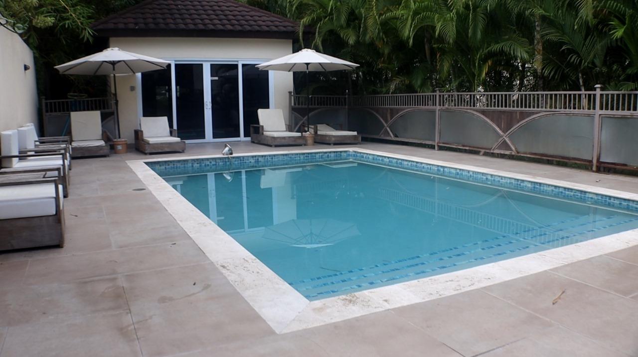 Spacious-3-Bedroom-Apartment-for-Rent-in-Kingston-8-Jamaica Twelfth image of D6-12 Durie Drive, Kingston 8 in KINGSTON, Kingston, Jamaica - property is For Rent