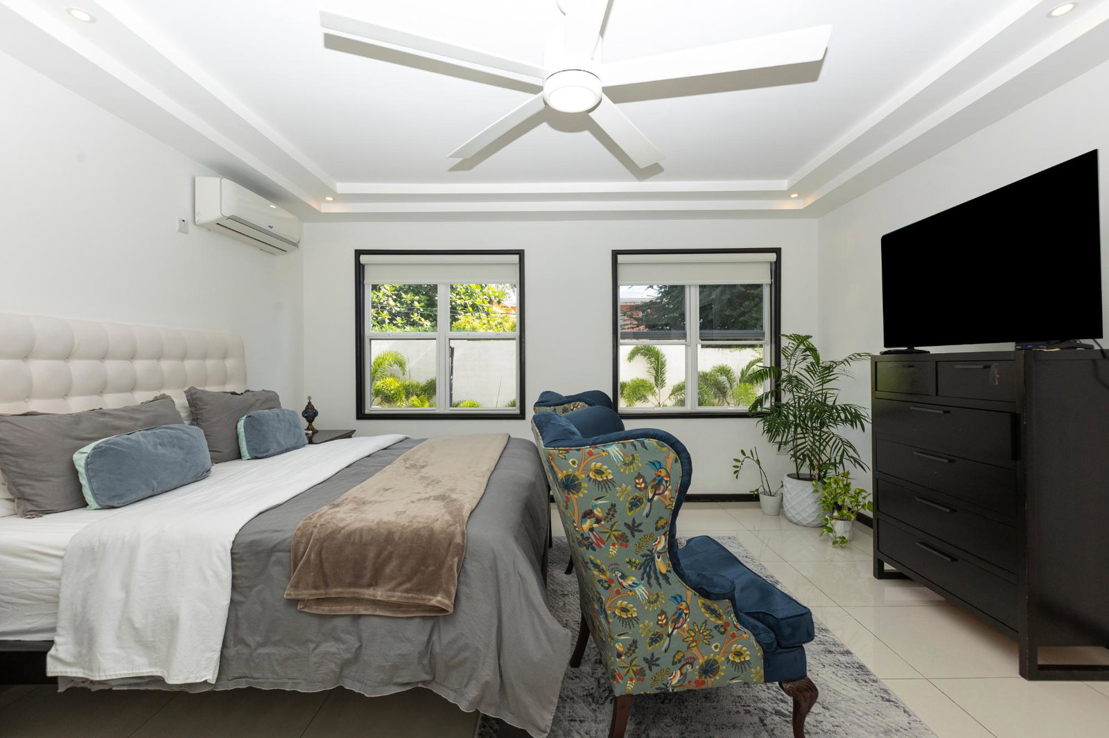 Eleventh image of 20-5-7 Degenhart Close in Kingston 6, St. Andrew, Jamaica - property is For Sale