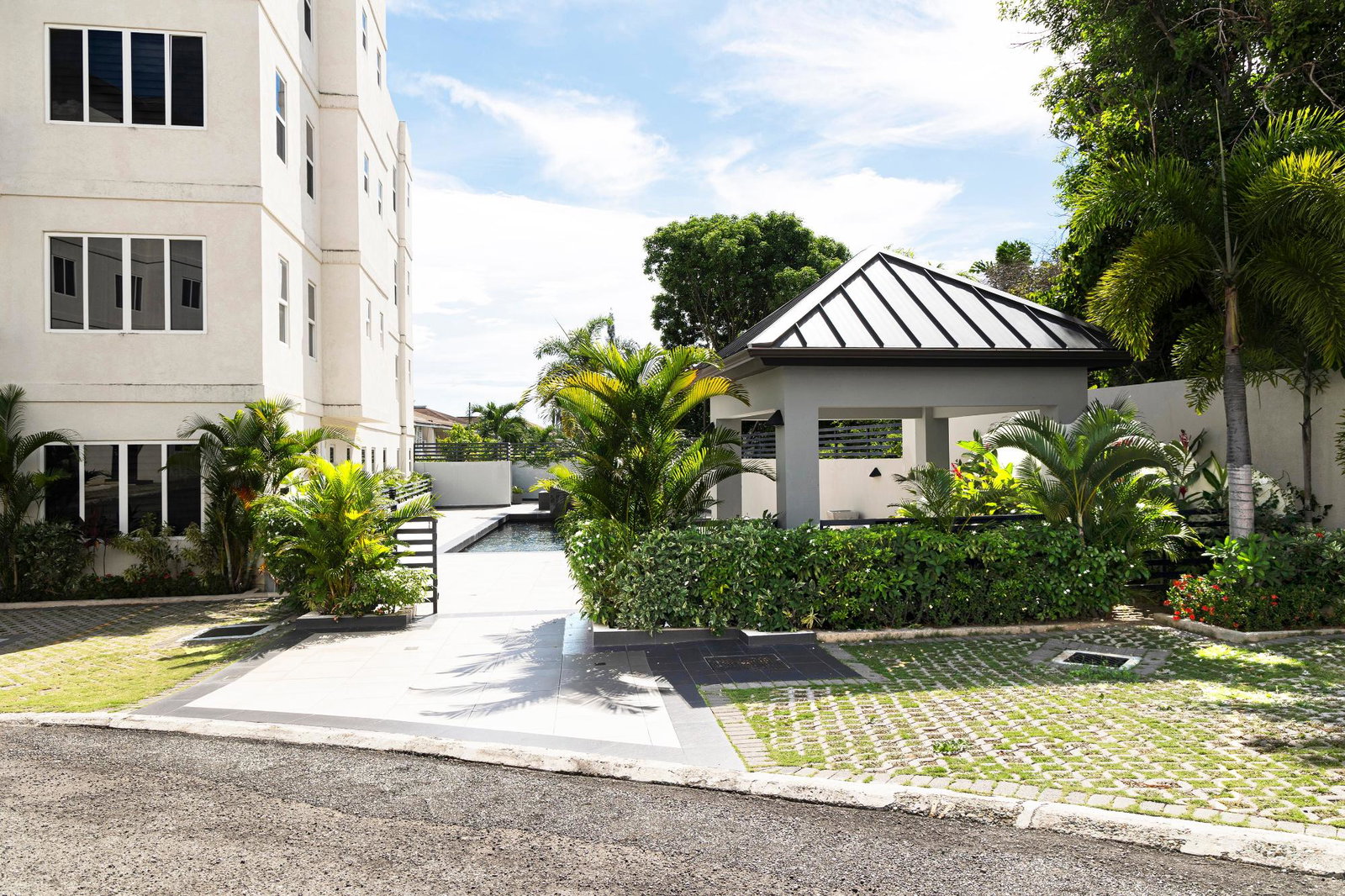 Thirteenth image of 20-5-7 Degenhart Close in Kingston 6, St. Andrew, Jamaica - property is For Sale