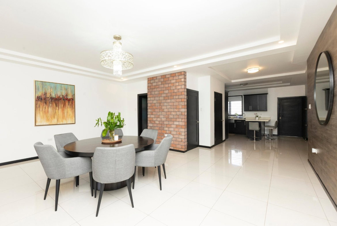 Seventh image of 20-5-7 Degenhart Close in Kingston 6, St. Andrew, Jamaica - property is For Sale