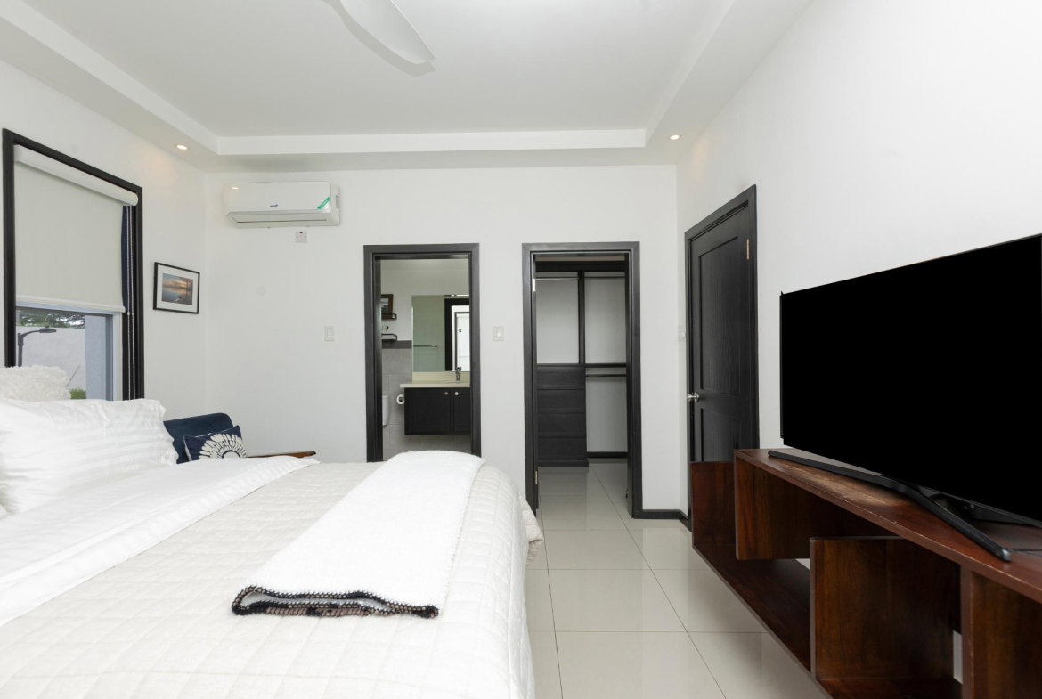 Ninth image of 20-5-7 Degenhart Close in Kingston 6, St. Andrew, Jamaica - property is For Sale