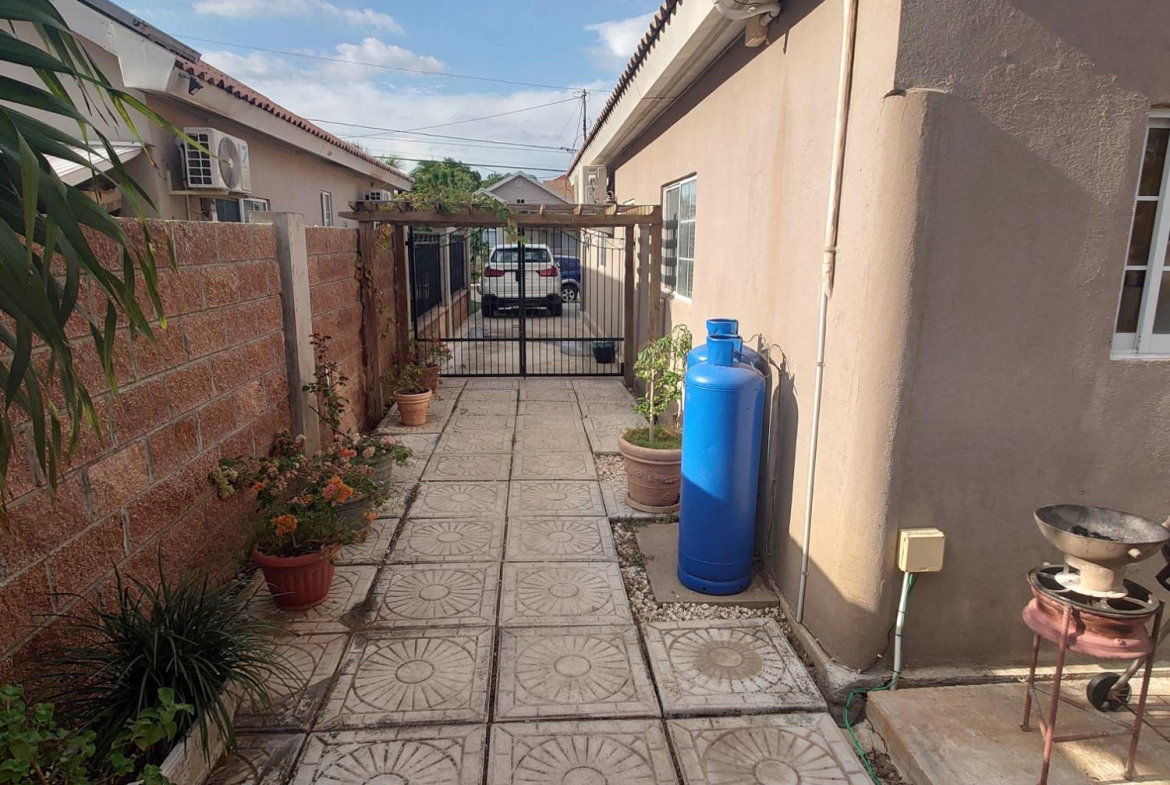 Sixth image of 25 st Martin Boulevard in Caribbean Estates, St. Catherine, Jamaica - property is For Rent