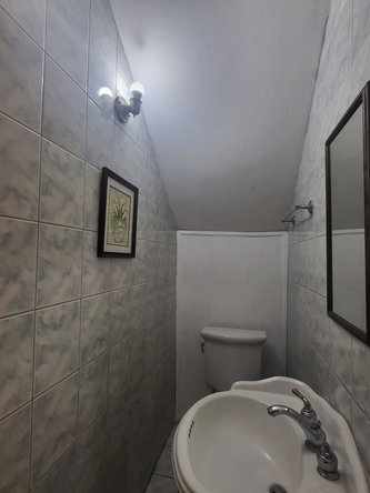 Sixth image of 11 Kingsway in Kingston 10, St. Andrew, Jamaica - property is For Rent