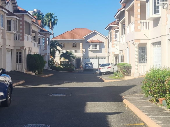 First image of 11 Kingsway in Kingston 10, St. Andrew, Jamaica - property is For Rent