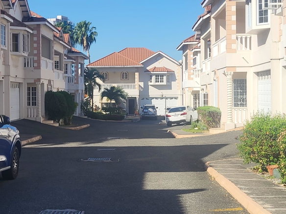 First image of 11 Kingsway in Kingston 10, St. Andrew, Jamaica - property is For Rent