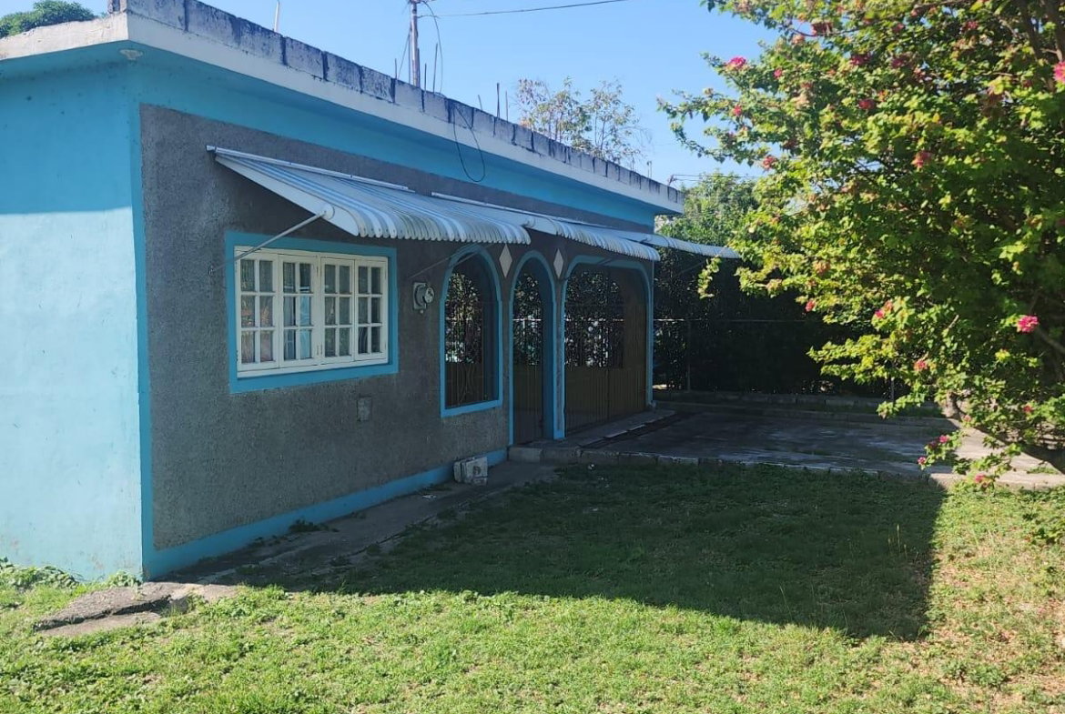 Seventh image of Canary Close, Cromarty in Spanish Town, St. Catherine, Jamaica - property is For Sale