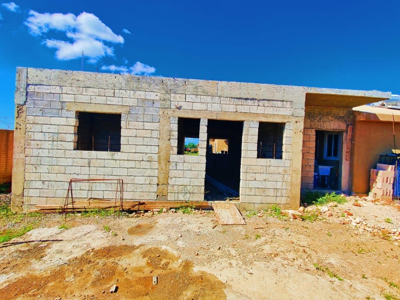 Spacious-4-Bedroom-House-for-Sale-in-Phoenix-Park-Village-Portmore Eleventh image of 32 Tamarind Crescent in Phoenix Park, St. Catherine, Jamaica - property is For Sale