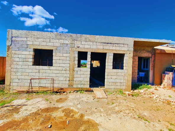 Eleventh image of 32 Tamarind Crescent in Phoenix Park, St. Catherine, Jamaica - property is For Sale
