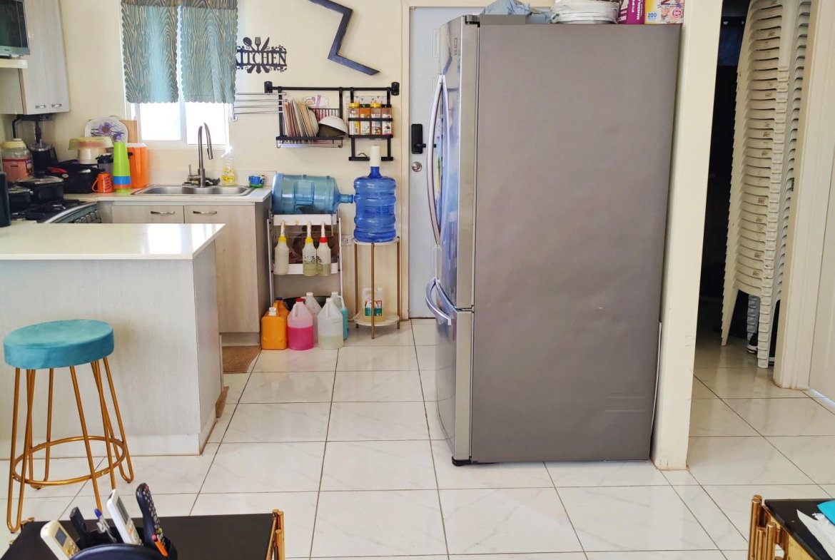 Fifth image of 32 Tamarind Crescent in Phoenix Park, St. Catherine, Jamaica - property is For Sale