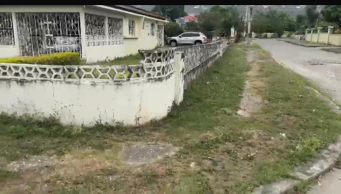 Third image of 62 Sunrise Crescent Arlene g in Kingston 19, St. Andrew, Jamaica - property is For Sale