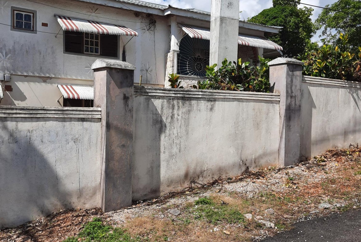 Seventh image of Royal Flat, Manchester in Mandeville, Manchester, Jamaica - property is For Sale