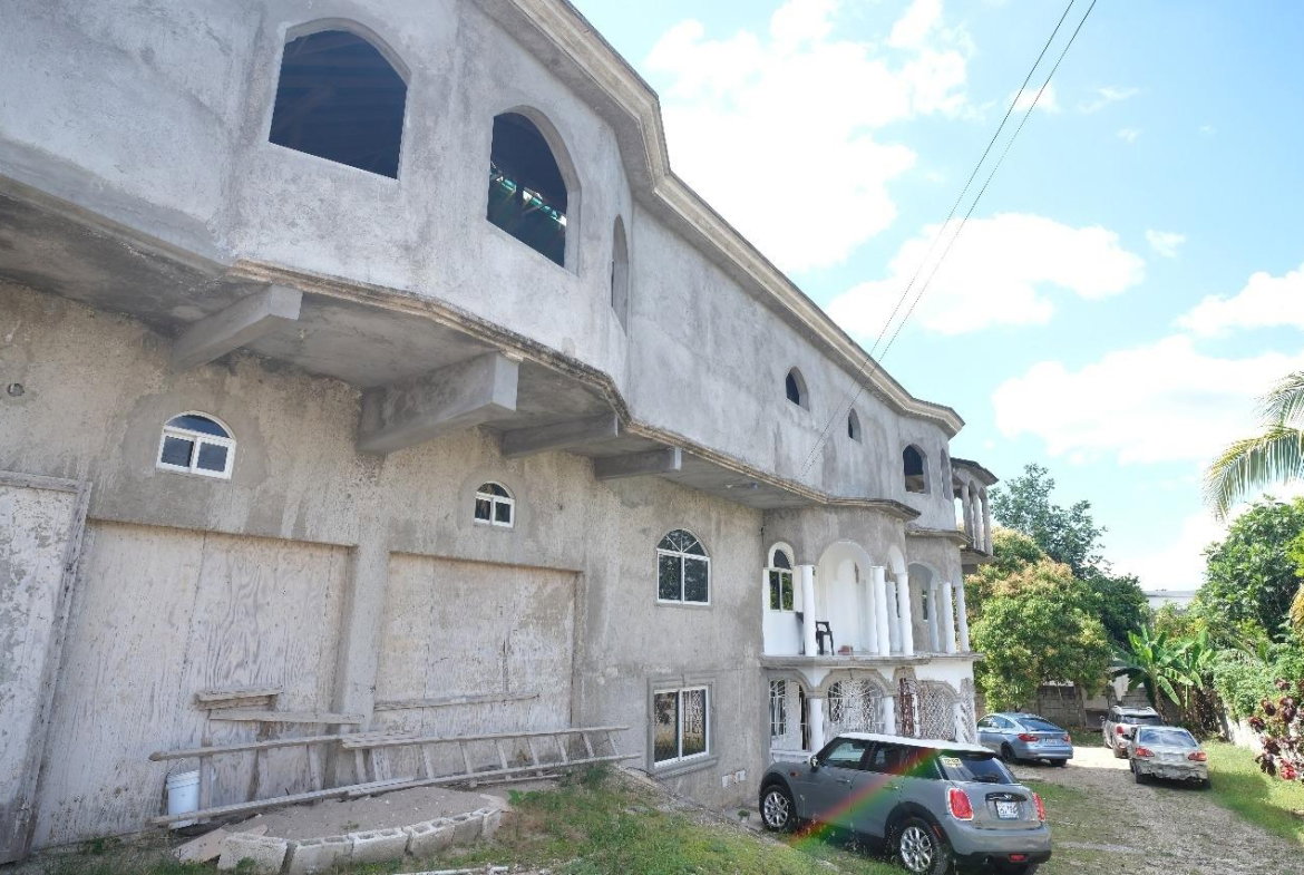 Second image of Longwood in Santa Cruz, St. Elizabeth, Jamaica - property is For Sale