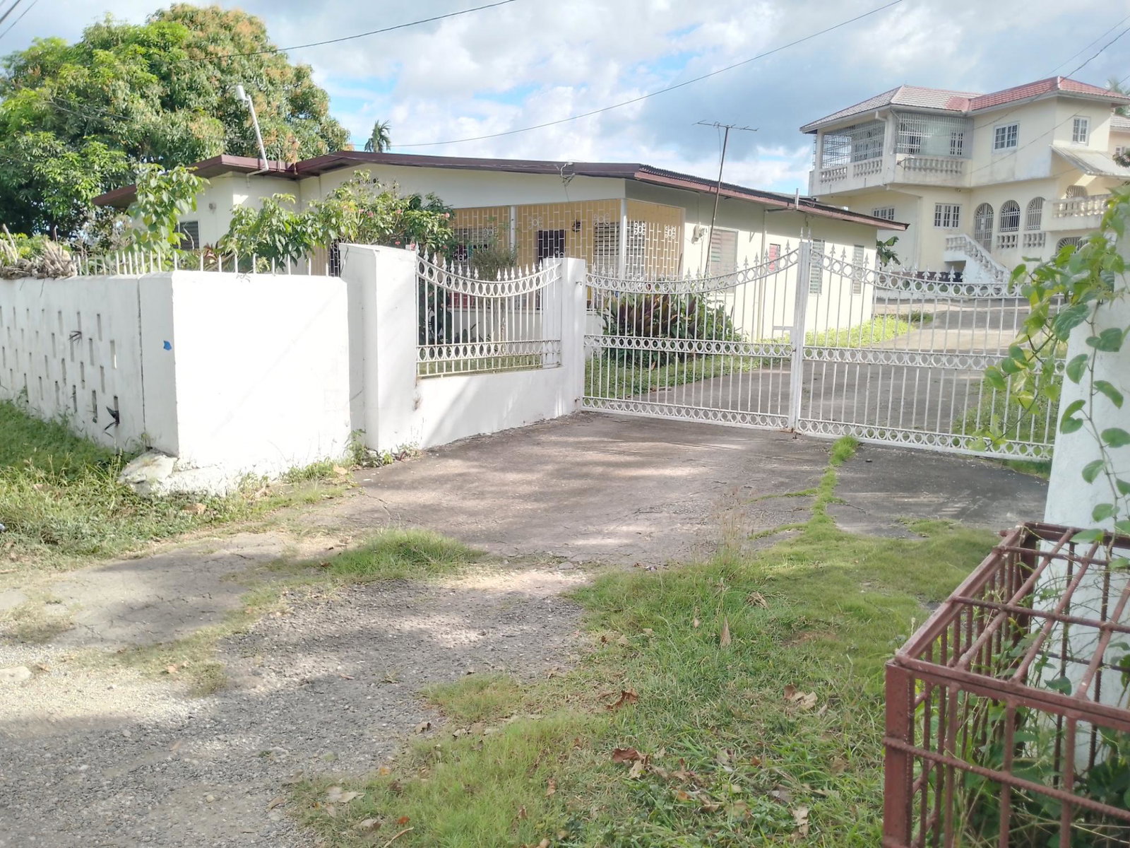 Spacious-Dual-Home-Property-for-Sale-in-Linstead-Jamaica Fourth image of Linstead Main Road in Linstead, St. Catherine, Jamaica - property is For Sale