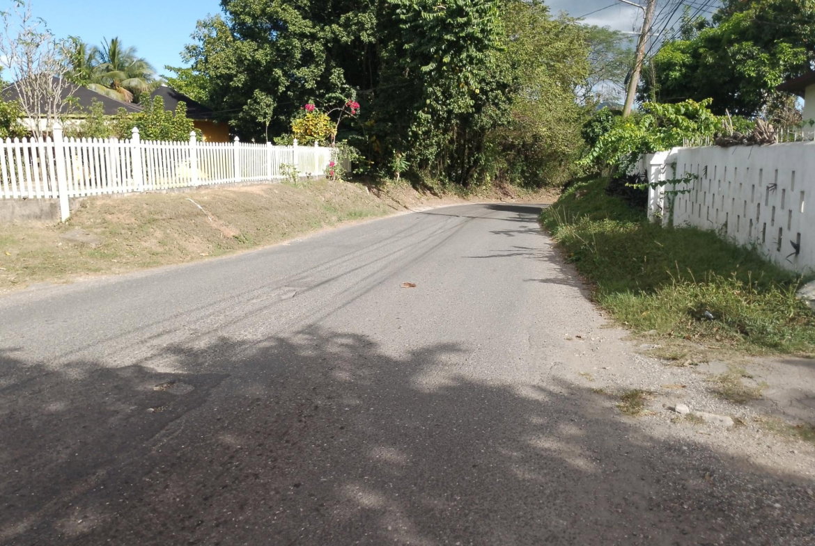 Sixth image of Linstead Main Road in Linstead, St. Catherine, Jamaica - property is For Sale