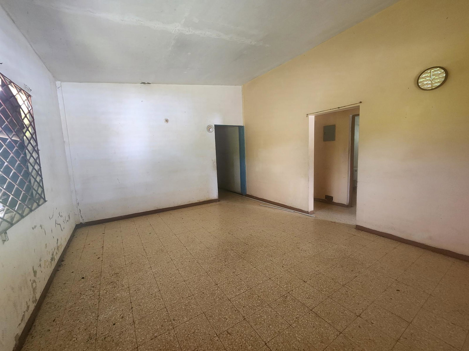 Spacious-Fixer-Upper-Home-for-Sale-in-Cheesefield-Linstead Eighth image of Cheesefield in Cheesefield, St. Catherine, Jamaica - property is For Sale