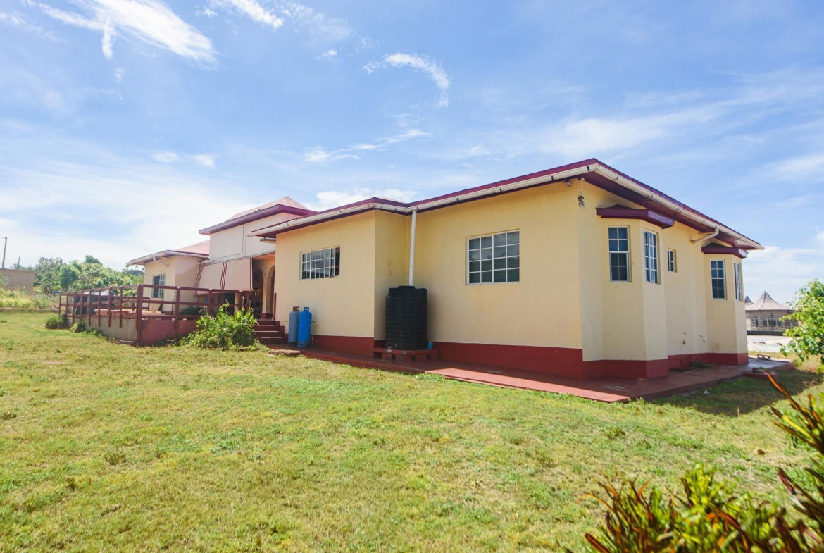 Seventh image of Part of Flagaman, st Eliz in Flagaman, St. Elizabeth, Jamaica - property is For Sale