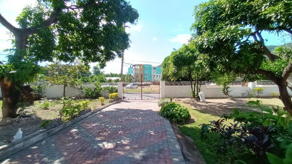 Third image of 3- Elphinstone Drive in Kingston 19, St. Andrew, Jamaica - property is For Rent