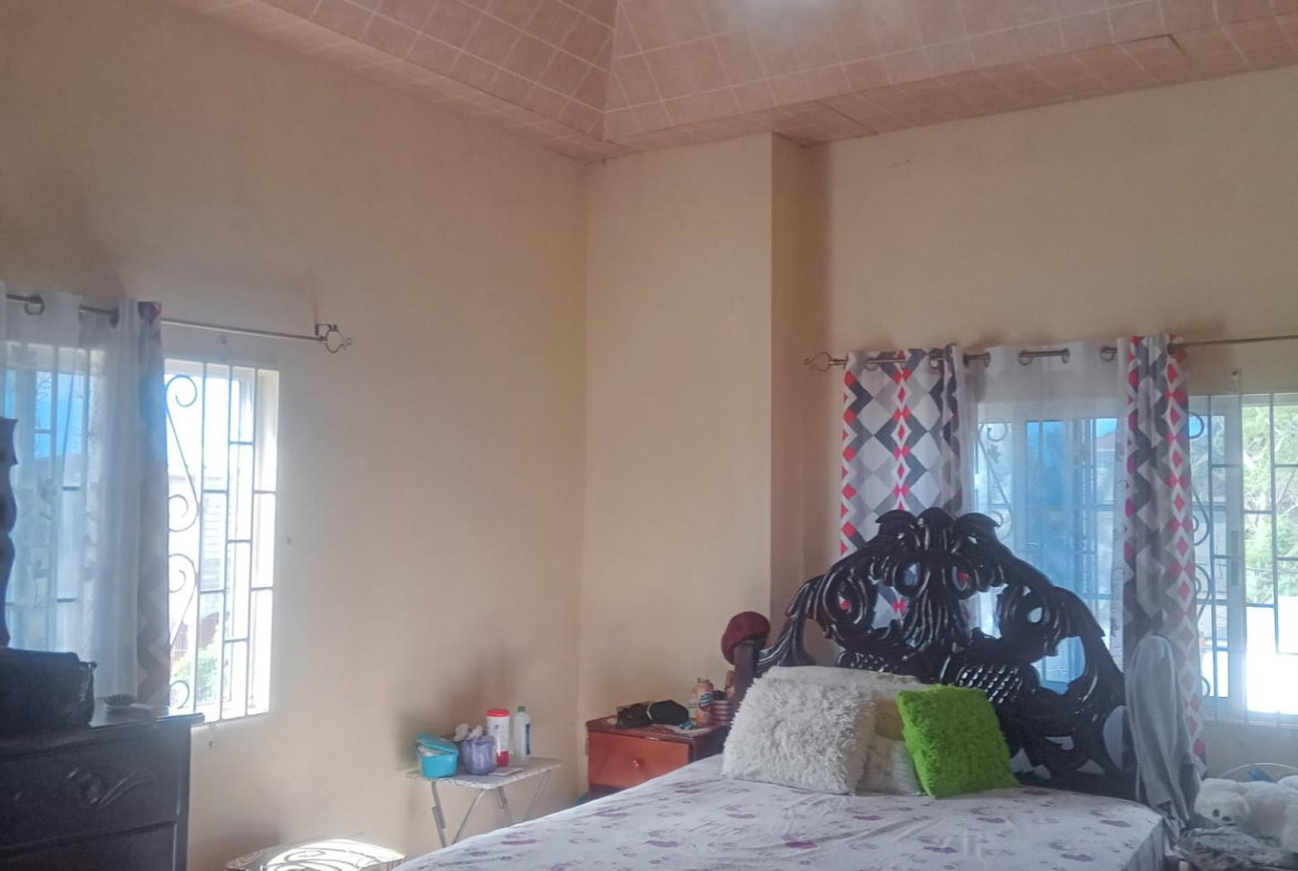 Twelfth image of 399 Syndenham Villa in Spanish Town, St. Catherine, Jamaica - property is For Sale