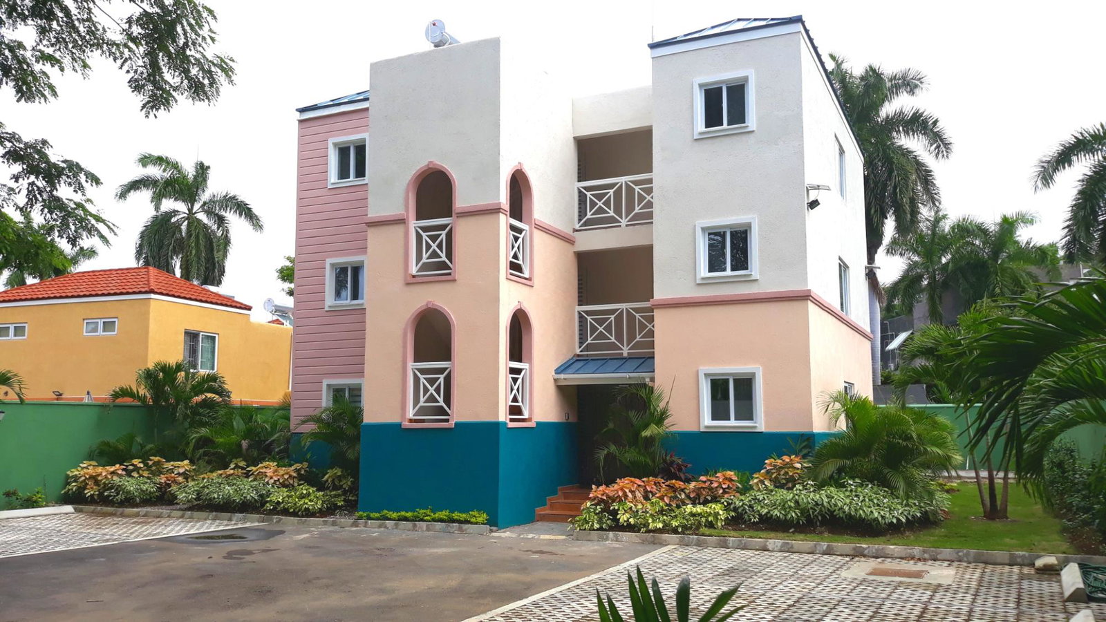Second image of 1-1 Godfrey Dyer Blvd in Montego Bay, St. James, Jamaica - property is For Sale