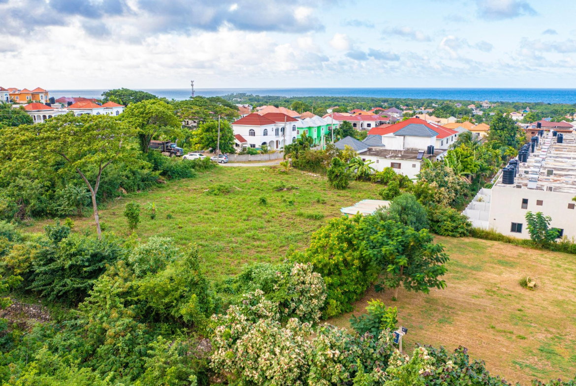Fifth image of 16 Bridgewater Gardens in Discovery Bay, St. Ann, Jamaica - property is For Sale
