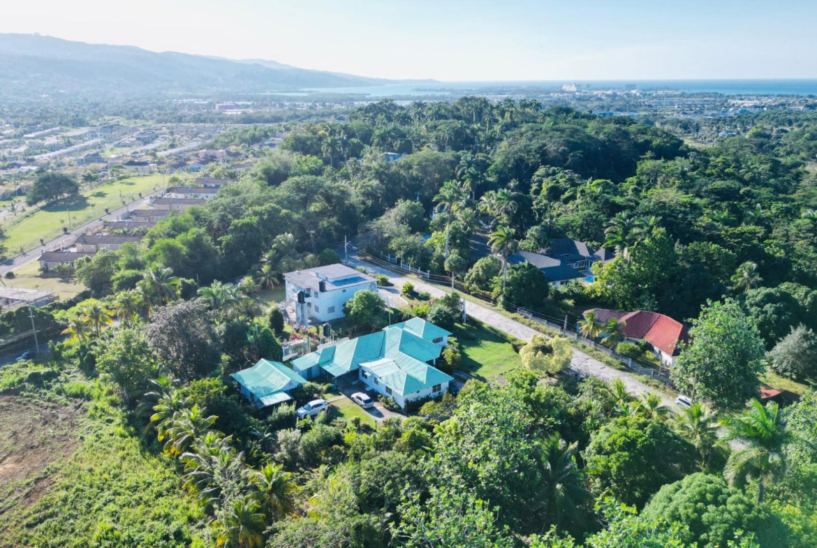 Seventeenth image of 49 & 50a Fairfield in Montego Bay, St. James, Jamaica - property is For Sale